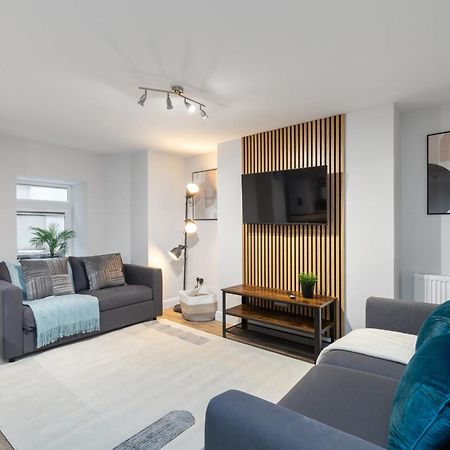 Luxury Lower-Level One Bed Apt Leeds  Exterior foto