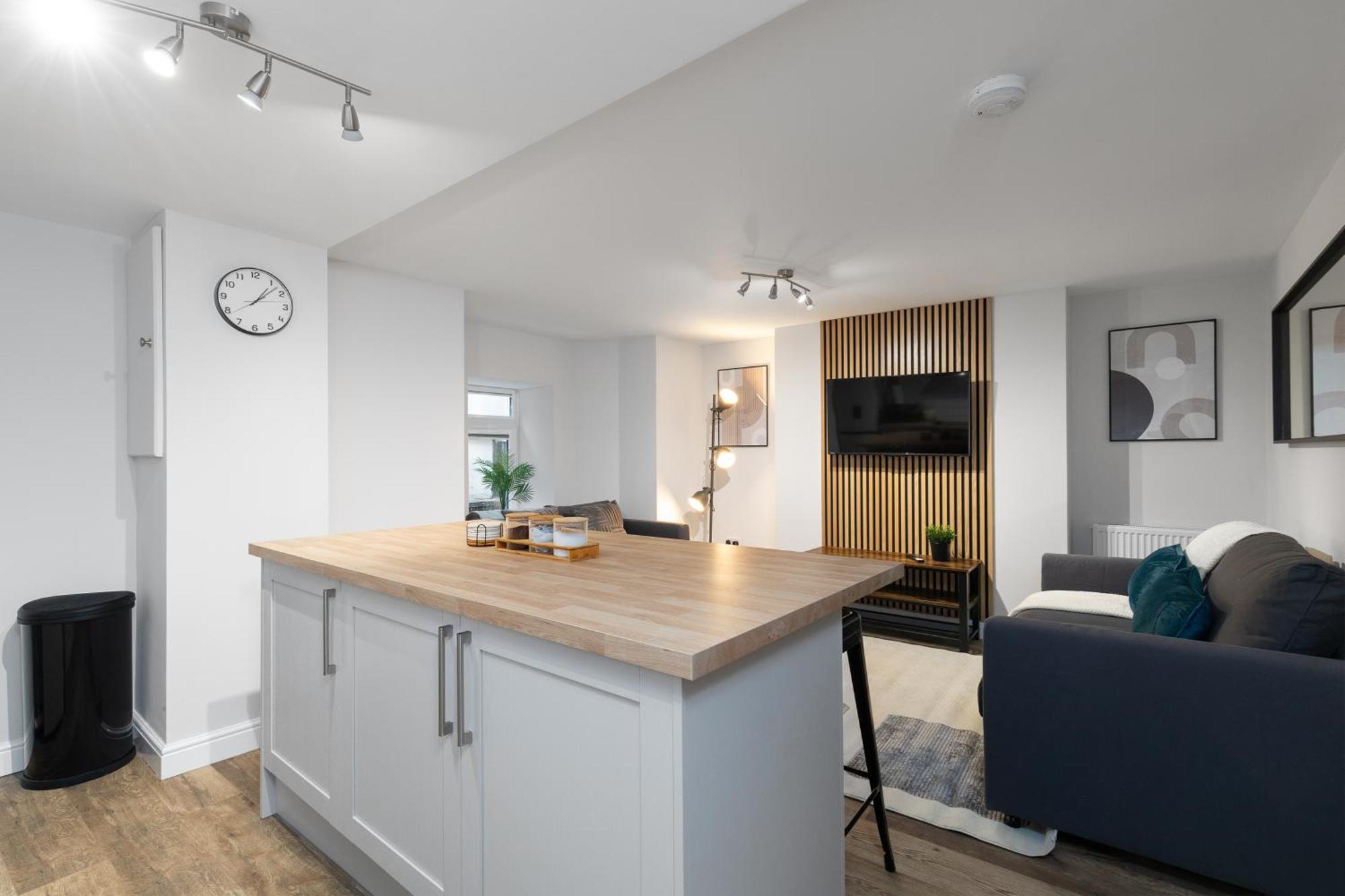 Luxury Lower-Level One Bed Apt Leeds  Exterior foto