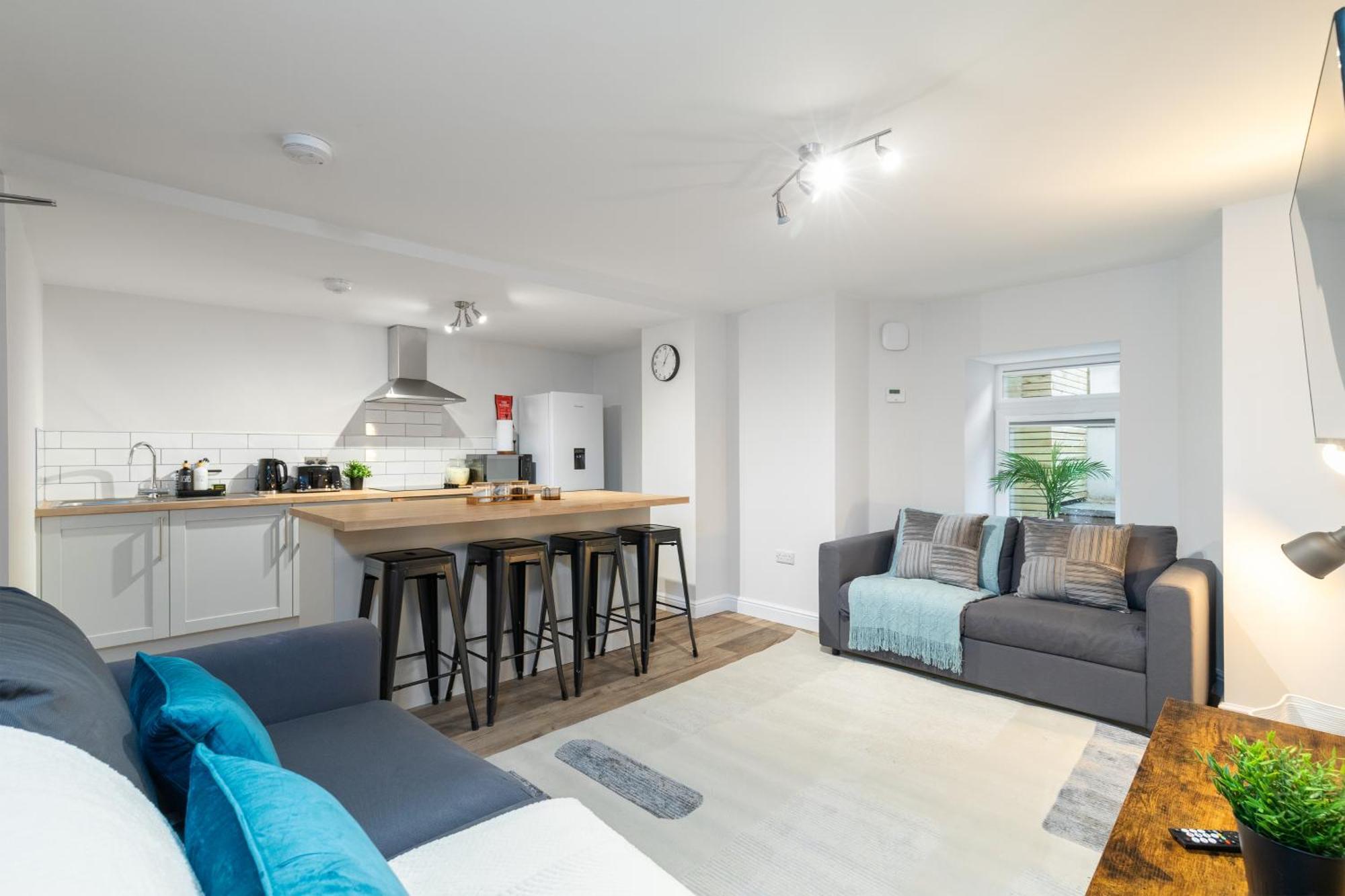 Luxury Lower-Level One Bed Apt Leeds  Exterior foto